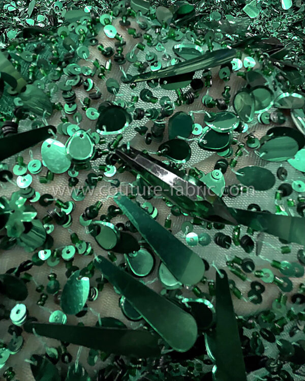 Green sequined and crystals couture lace - Image 3